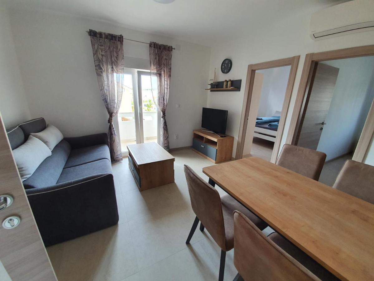 Apartmani Bozic-Tokic Krk Town Kültér fotó
