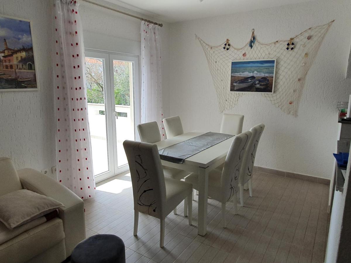 Apartmani Bozic-Tokic Krk Town Kültér fotó