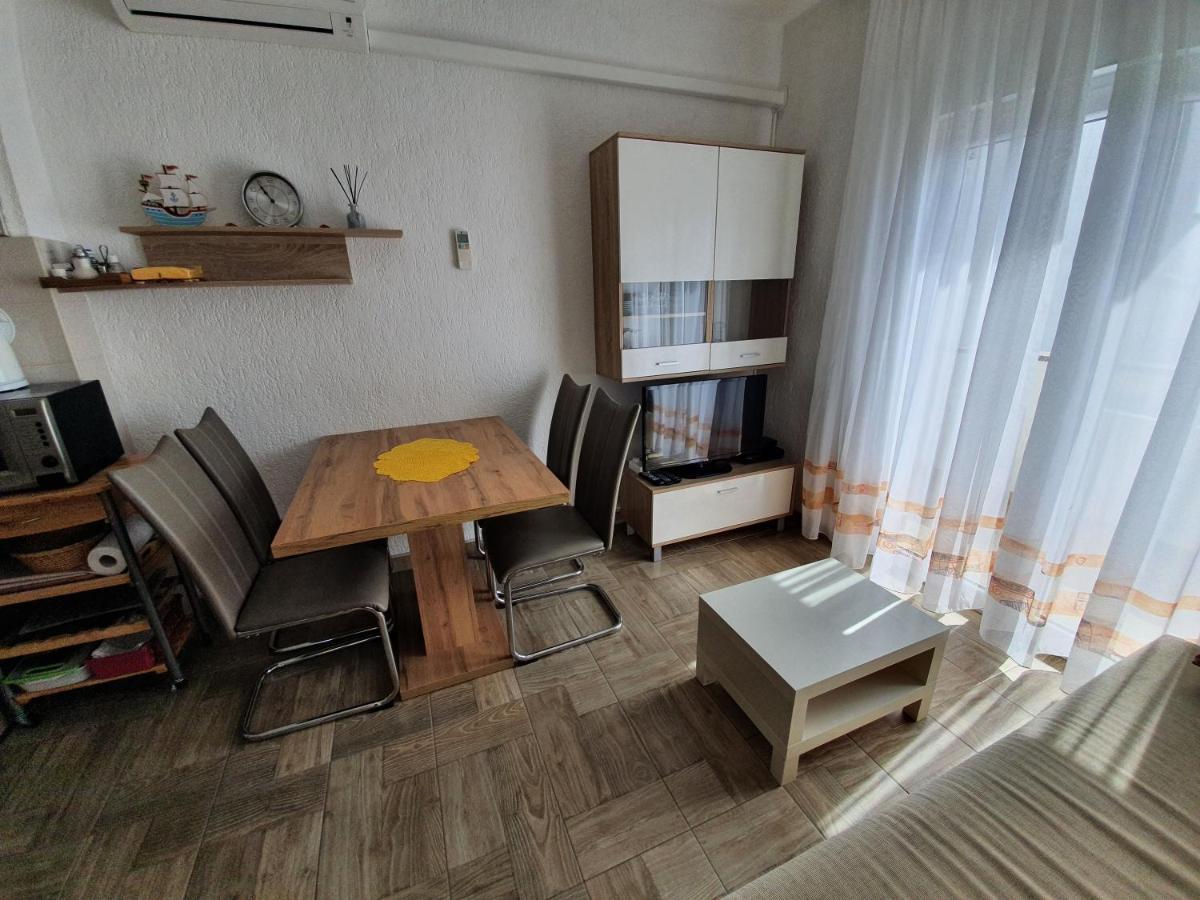 Apartmani Bozic-Tokic Krk Town Kültér fotó