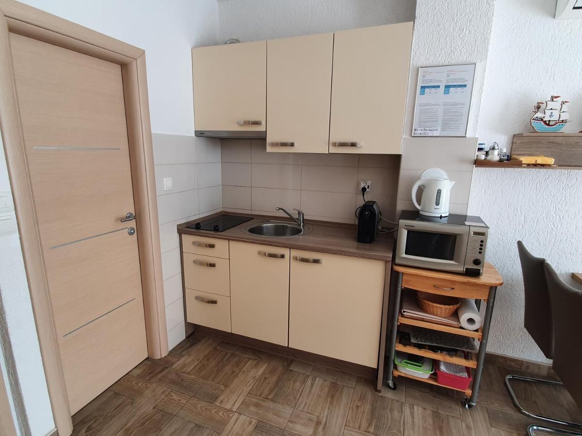 Apartmani Bozic-Tokic Krk Town Kültér fotó